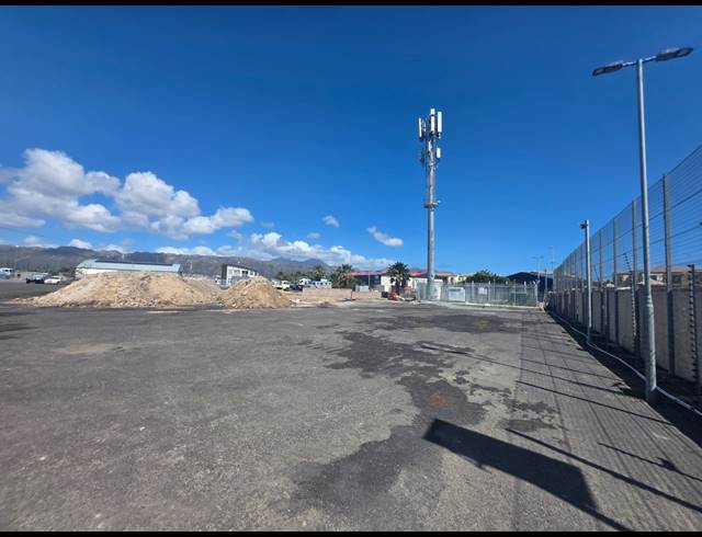 10,000M² INDUSTRIAL YARD TO LET IN STRAND INDUSTRIA